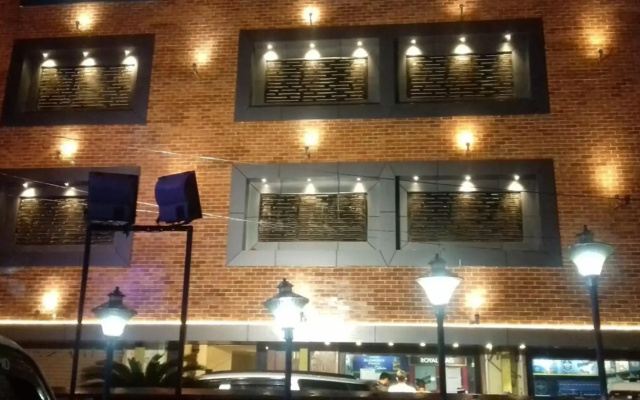 Hotel Saptarshi