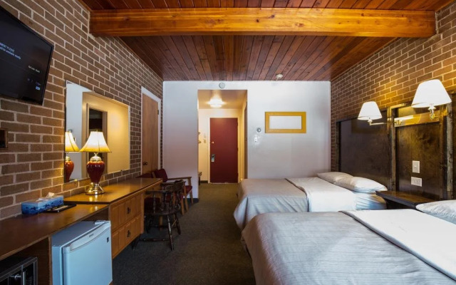 Wheelhouse Motel