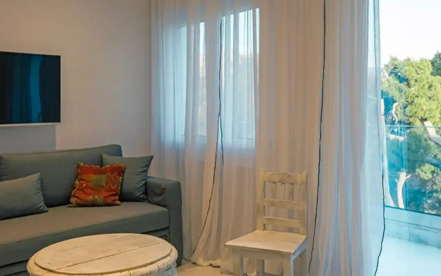 Thamvos Parthenon Rooftop Luxury APTS