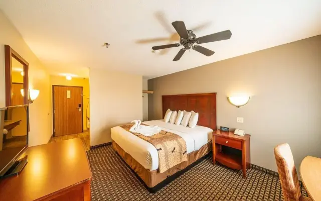 Alpine Inn & Suites