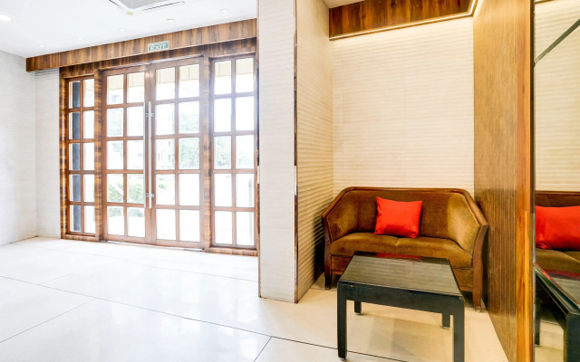 Townhouse Oak Vashi