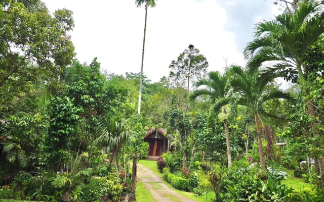 Baan Pak Rim Kuaen Resort