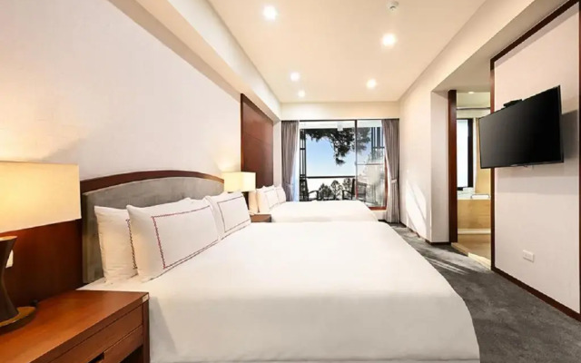 Alishan Hotel