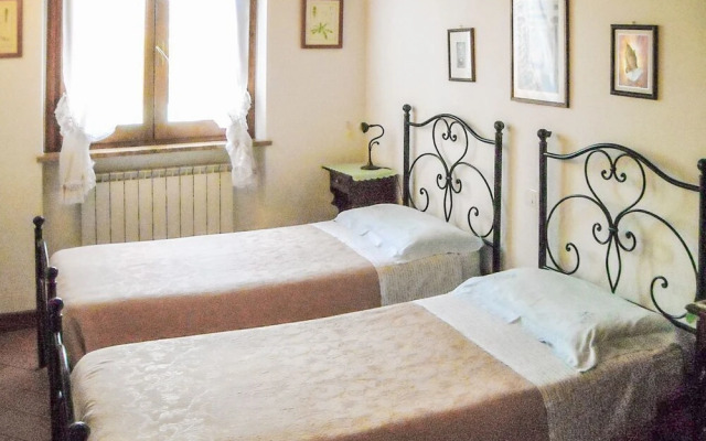 Traditional Apartment Beatrice