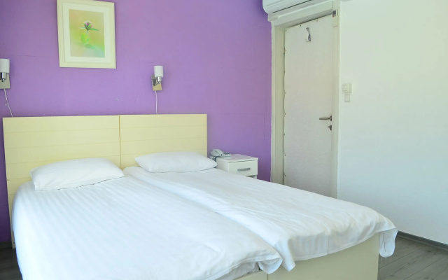 Violet Park Hotel