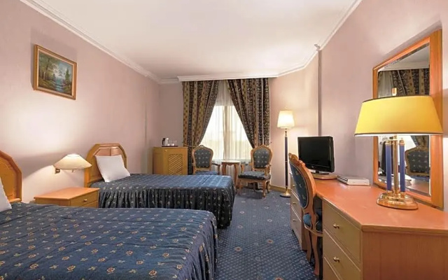 Ramal Kuwait Hotel