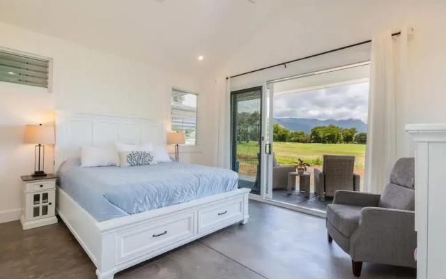 Kauai Tradewinds 4 Bedroom Home by RedAwning