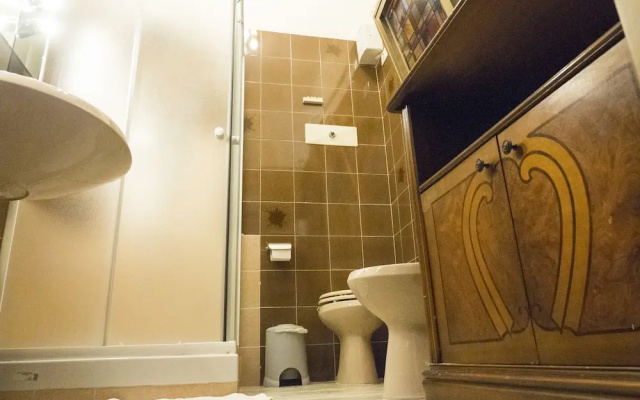 Spacious and Beautiful 60 sqm Apartment in the Very Heart of Bologna