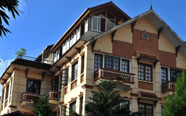 Отель Sapa Eden Hotel Вьетнам, Шапа - 1 отзыв об отеле, цены и фото номеров - забронировать отель Sapa Eden Hotel онлайн вид на фасад