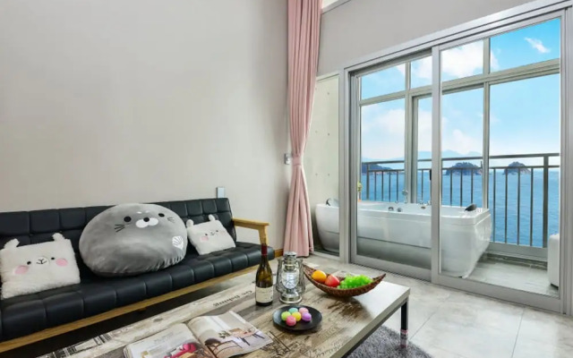 Yeosu Feeling Pension