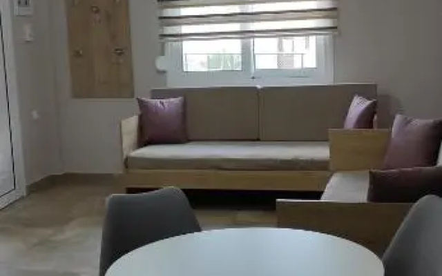 House Kallisti 2