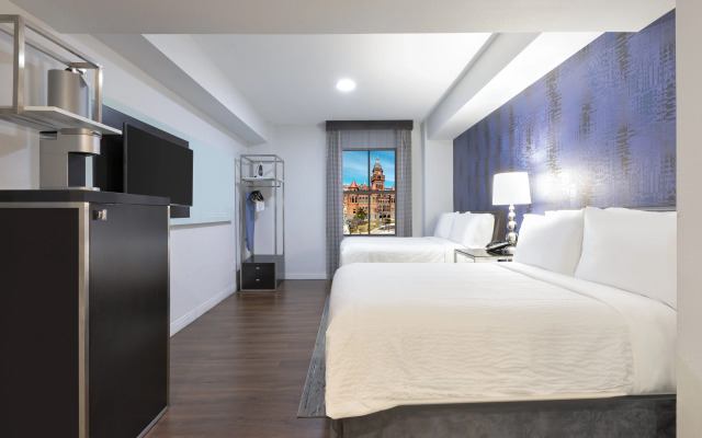 Holiday Inn Express Dallas Downtown by IHG
