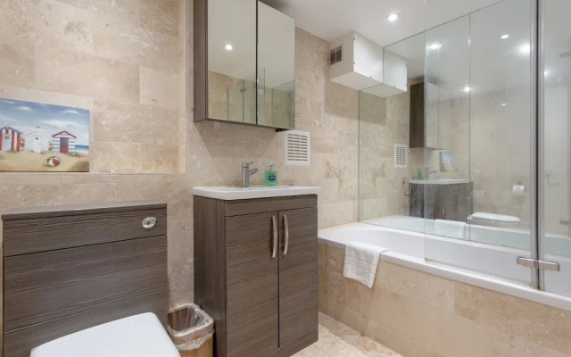 2 Bedroom Brixton Flat