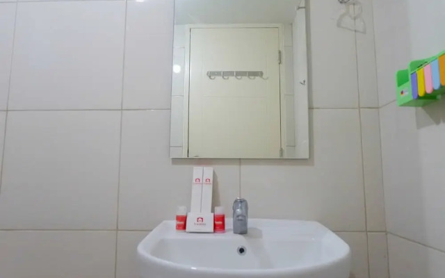 Cozy Studio Apartment at Orchard Mansion Supermall by Travelio