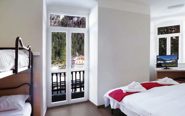 Croda Rossa Hotel