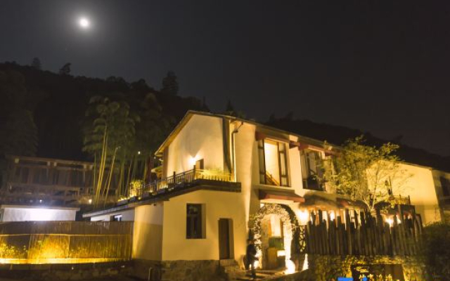 Zhuyan Xiyu Hostel