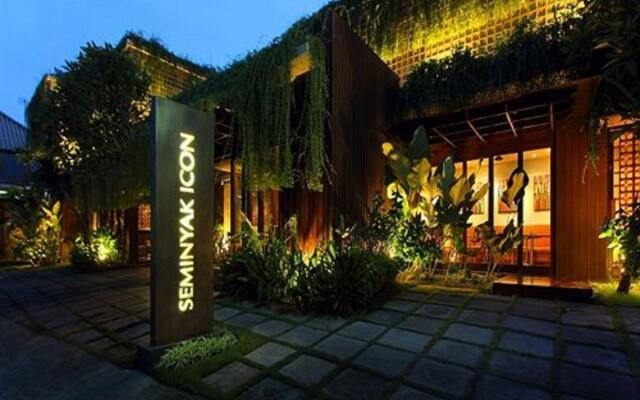 Отель SEMINYAK ICON by Karaniya Experience - CHSE Certified Индонезия, Кута - отзывы, цены и фото номеров - забронировать отель SEMINYAK ICON by Karaniya Experience - CHSE Certified онлайн вид на фасад