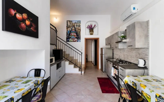 Ciuri Ciuri in Noto With 3 Bedrooms and 2 Bathrooms
