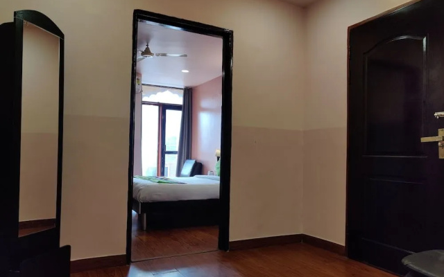 City Stay Hotel