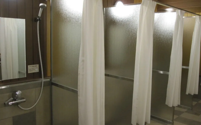 Bizcourt Cabin Susukino - Caters to Men