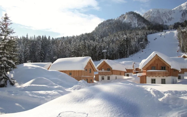 Comfy Chalet in Altaussee near Ski Area
