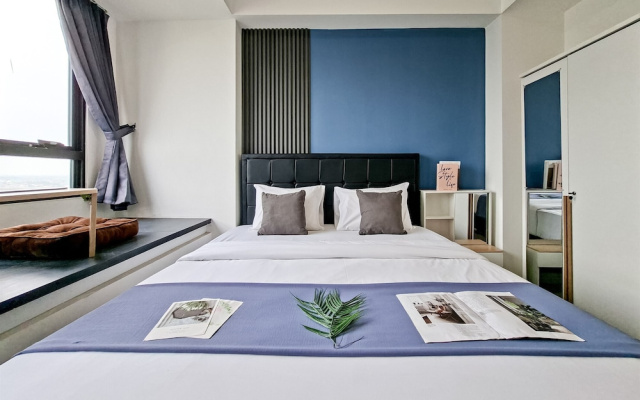 Stylish Blue And Strategic Studio At Apartment Collins Boulevard
