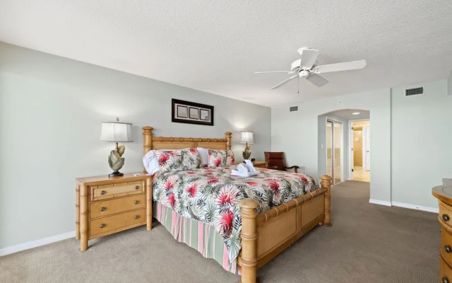 La Contessa 307 by Distinctive Beach Rentals