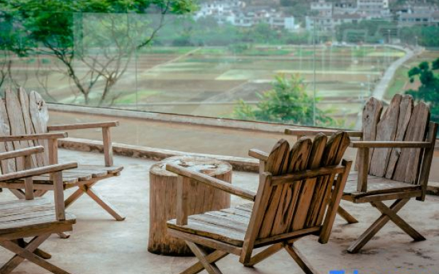 Wanfenglin Rongsu Resort&Spa