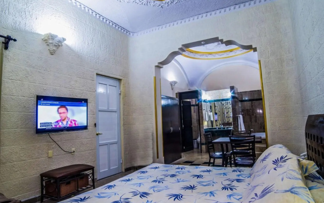 Hotel Casa Blanca