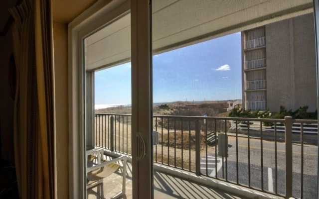 Sand Trap 102 - 2 Br Condo