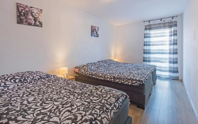Awesome Home in Liznjan With Wifi and 2 Bedrooms
