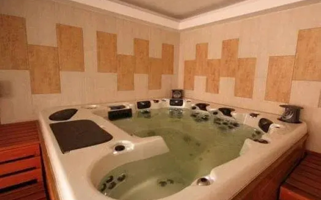 Panoráma Wellness Apartman Hotel