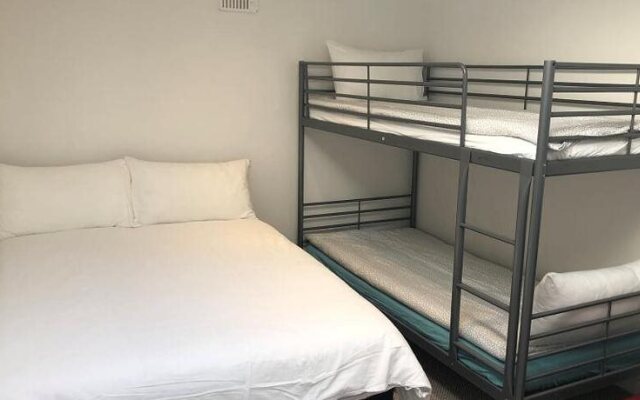 O Hostel