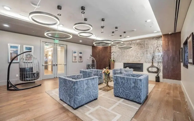 3601 Market 1BR Home