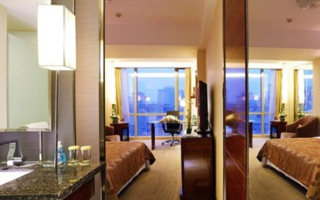 Silver Plaza Quancheng Hotel