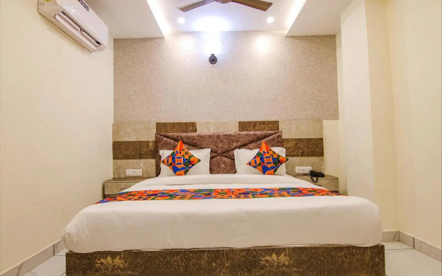 Fabhotel Meridian Inn