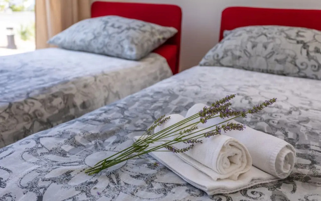 VSG Resort - 200m from Beach, Pool, Sauna & Jacuzzi
