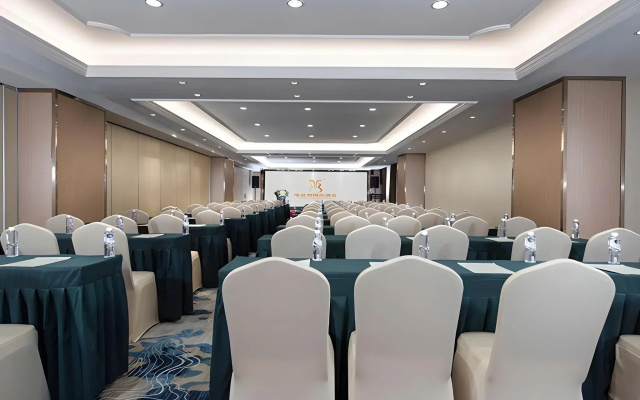 Vienna International Hotel (Guangzhou Baiyun Airport North Station Store)
