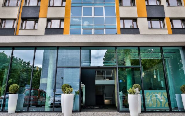 Отель Boutique Hotel's Польша, Вроцлав - 4 отзыва об отеле, цены и фото номеров - забронировать отель Boutique Hotel's онлайн вид на фасад