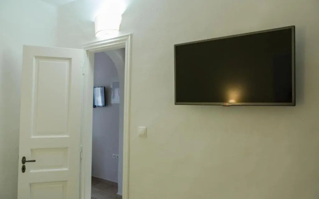Arpistis apartments koufonisia