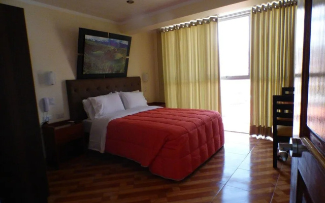 El Mirador Hotel