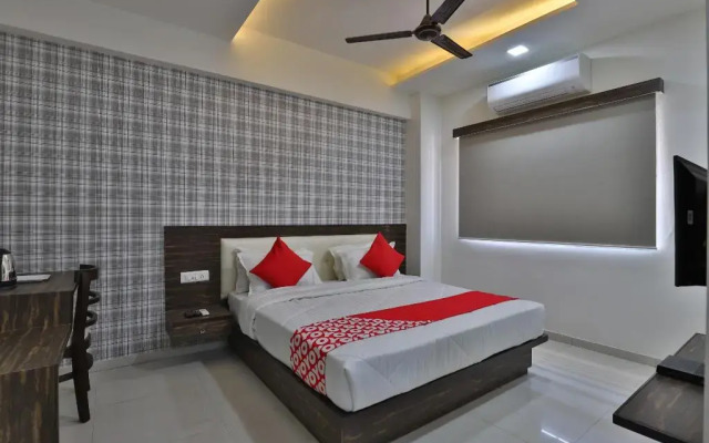 Dev Orchid By OYO Rooms