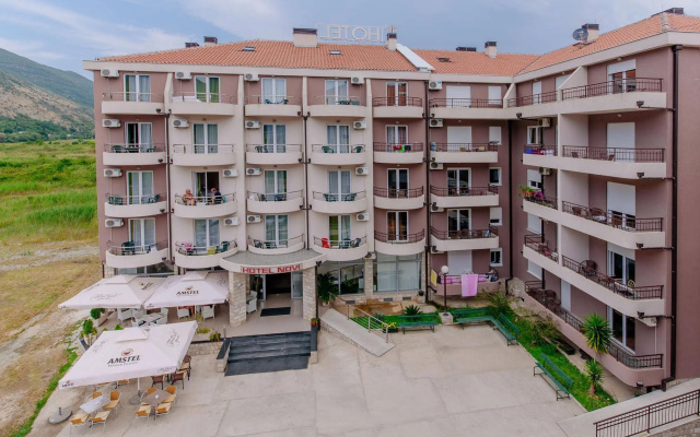 Novi Apartments