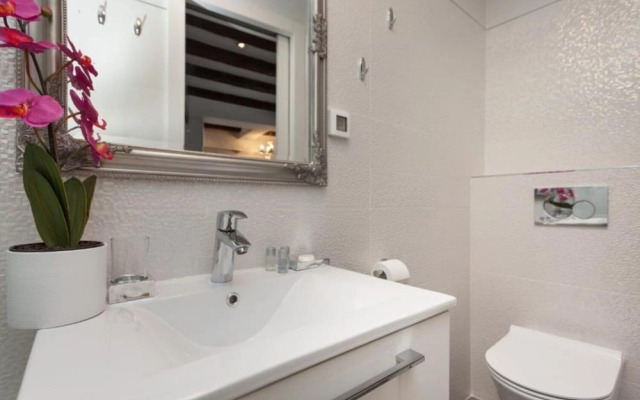 Apartments Regent 2