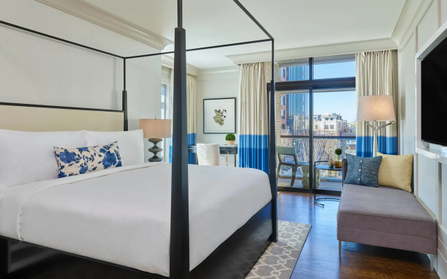 The Hotel at Avalon, Autograph Collection