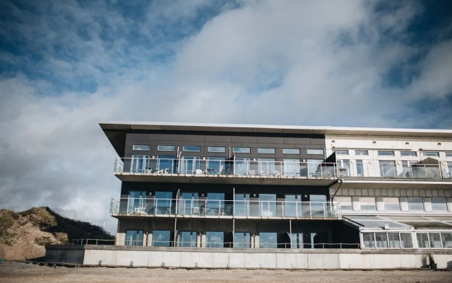 Ocean Hotel