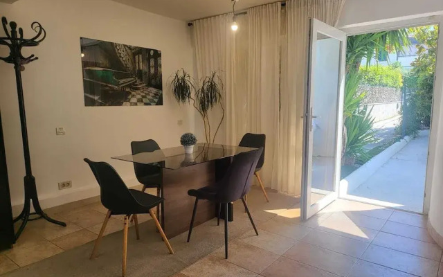 Db Interiors