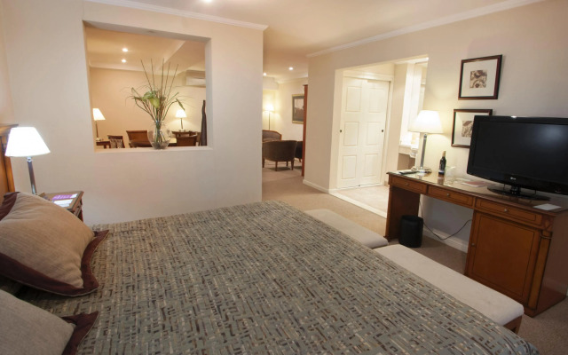 Tucuman Center Suites&Business