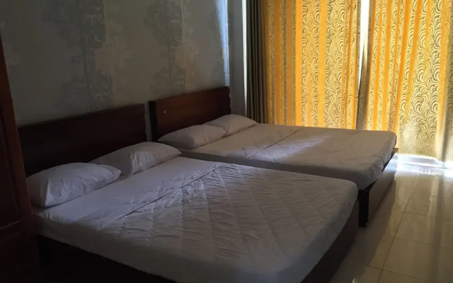 My Le Hotel