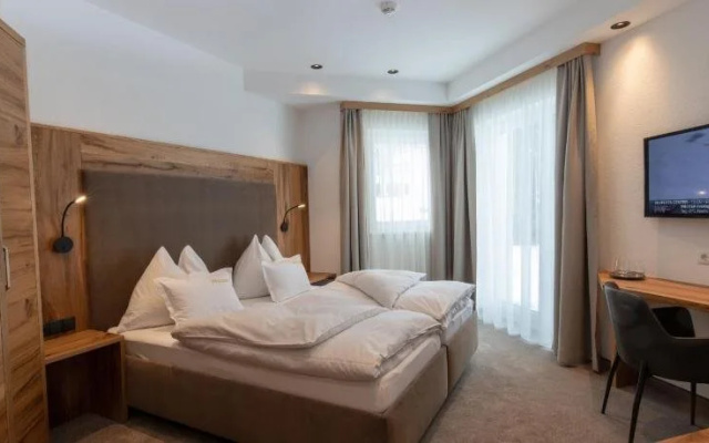 Hotel Neder